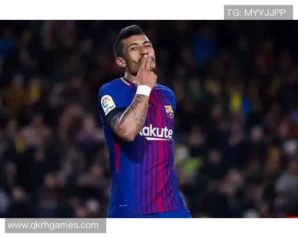 3号秋衣足球明星的传奇故事与赛场背后的奋斗历程揭秘